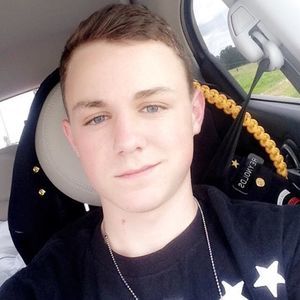 Meet your Posher, Evan